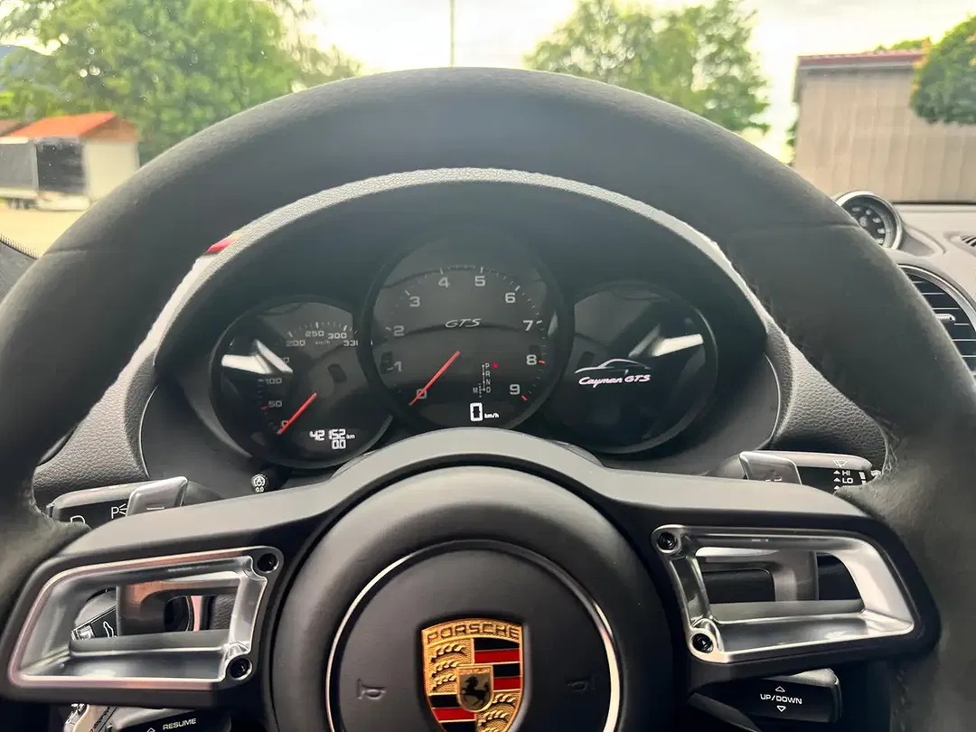 Porsche Cayman - Thumbnail 12