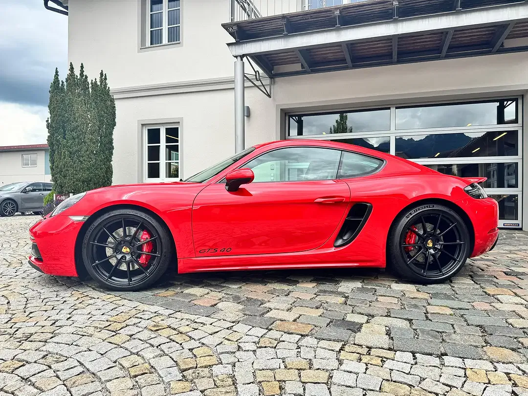 Porsche Cayman - Thumbnail 3