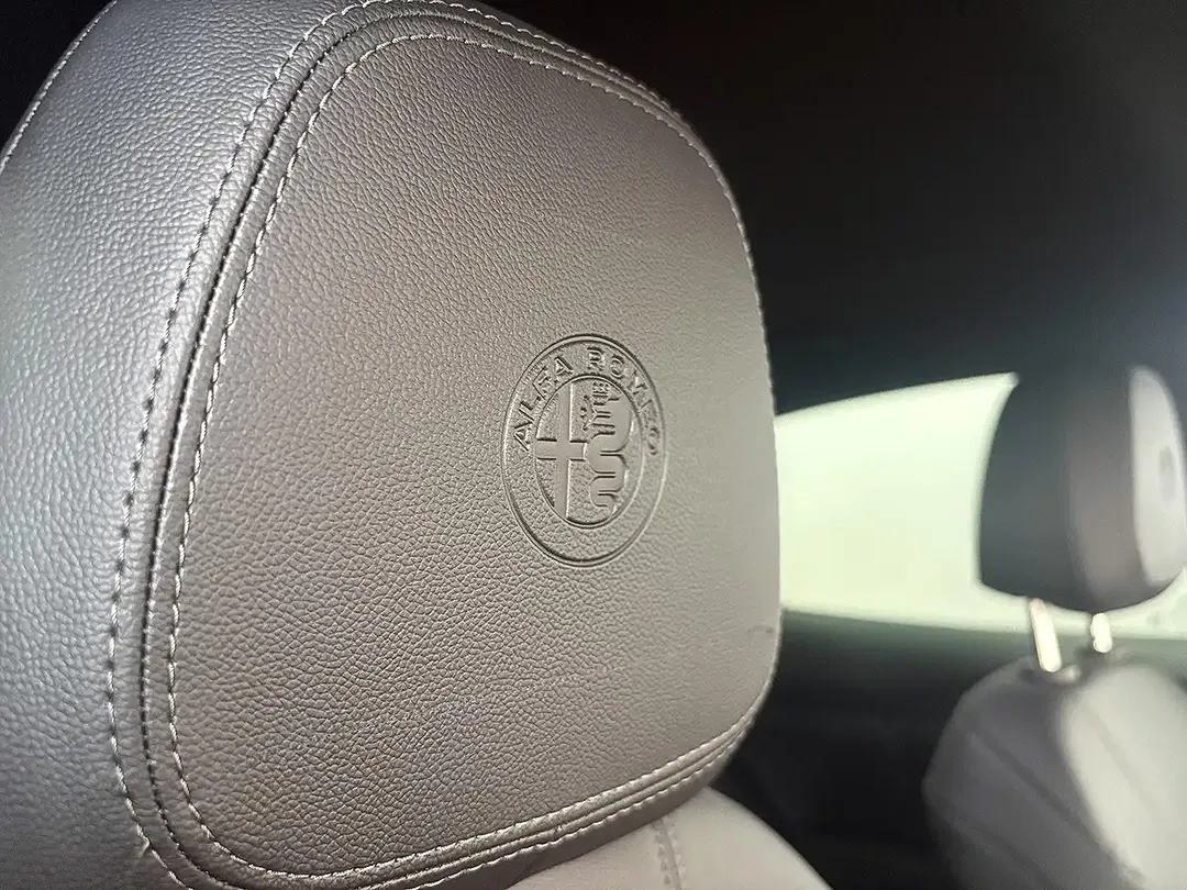 Alfa Romeo Stelvio 2.2 AUT 4x4 Sprint - Thumbnail 11
