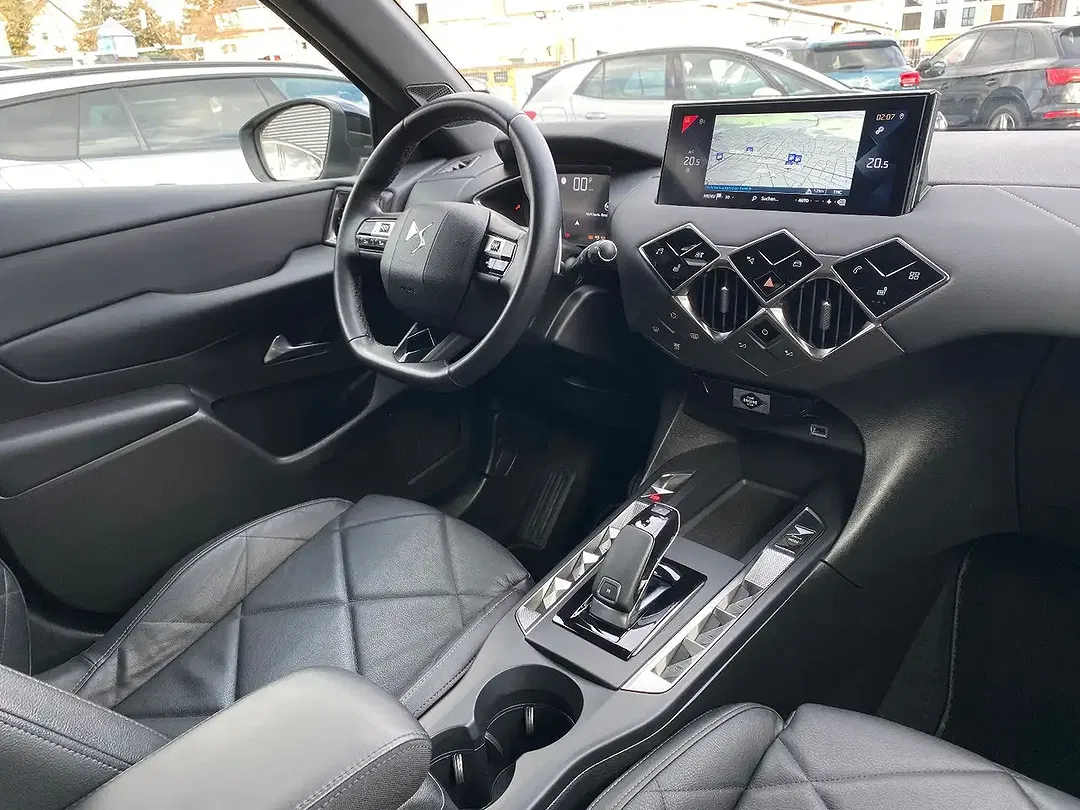 DS Automobiles DS 3 - Thumbnail 14