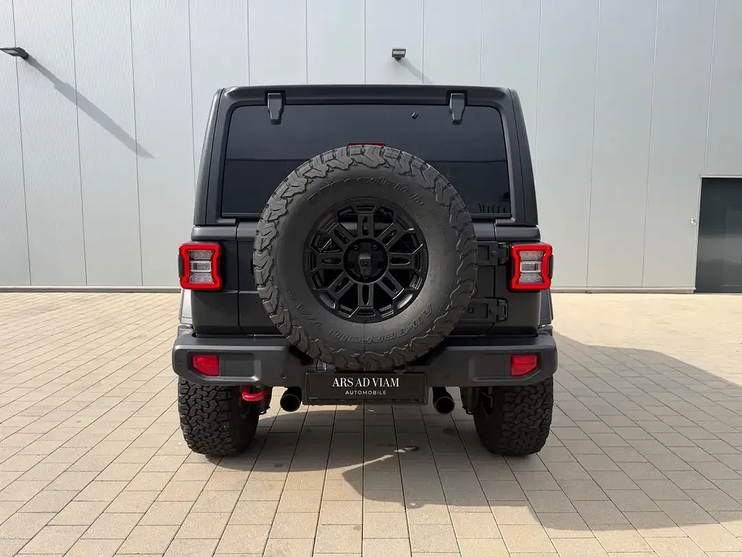 Jeep Wrangler Unlimited Rubicon - Thumbnail 7