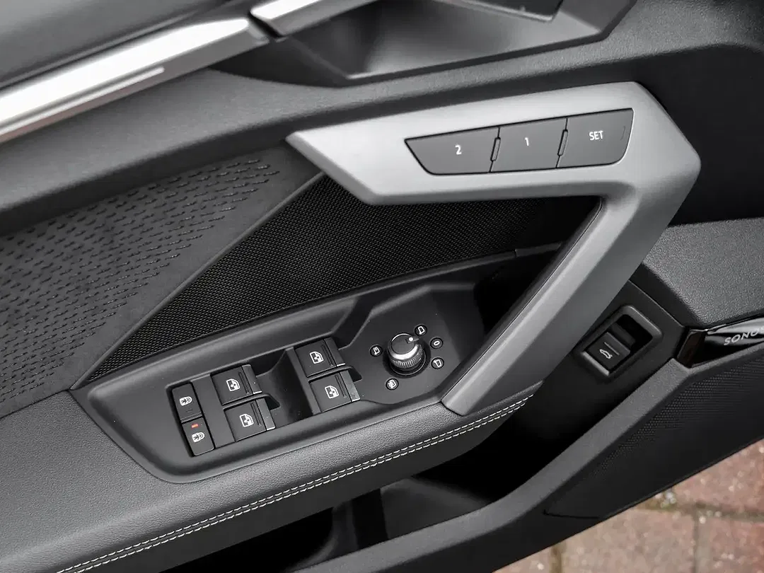 Audi A3 TFSI S tronic S line - Thumbnail 14