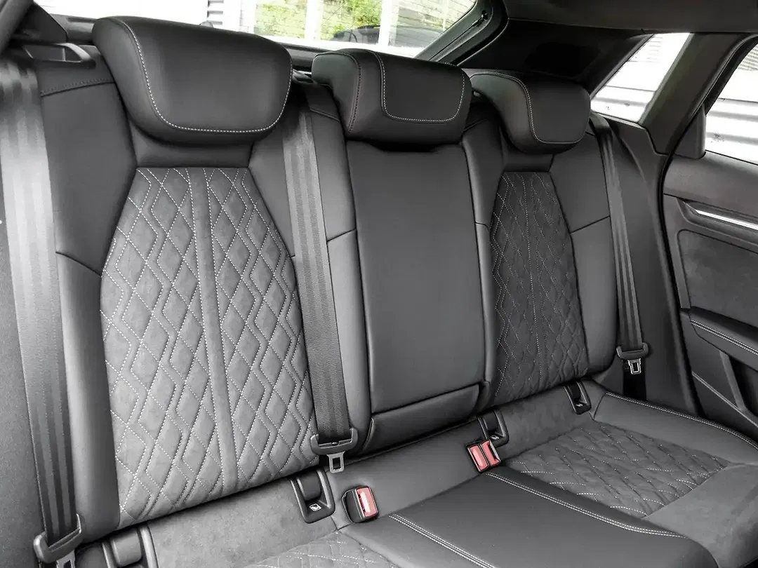 Audi A3 TFSI S tronic S line - Thumbnail 5