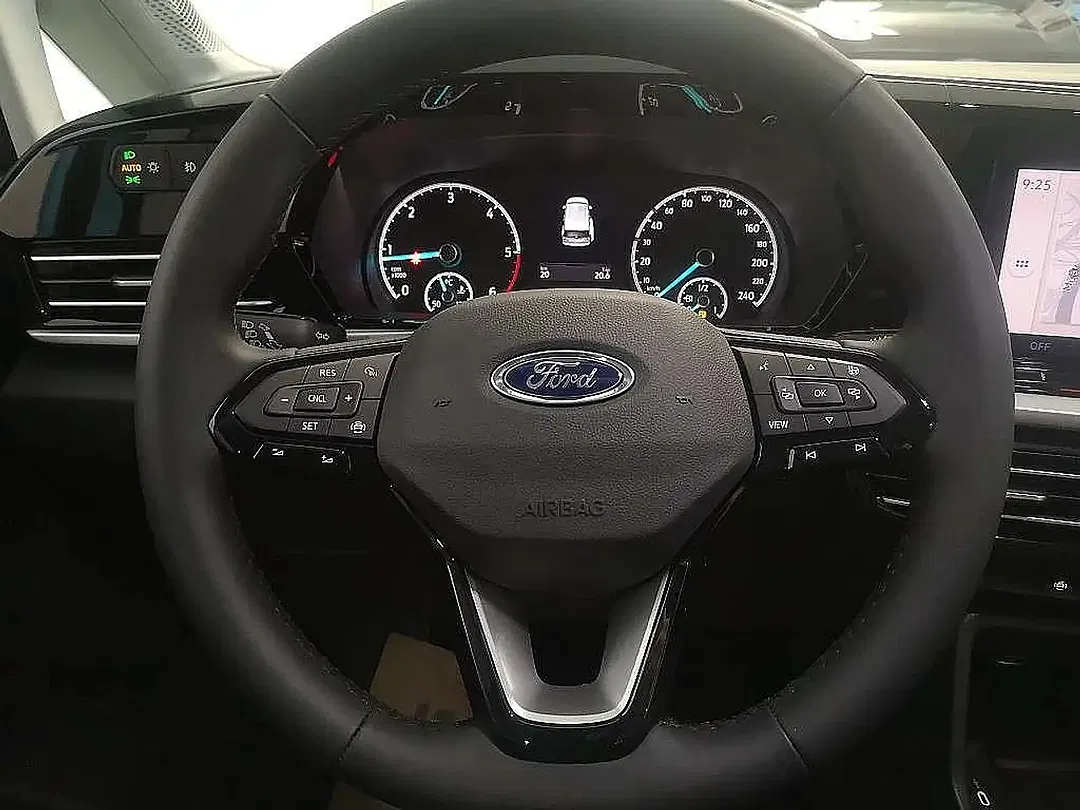 Ford Tourneo Connect 2.0 EcoBlue Active - Thumbnail 12