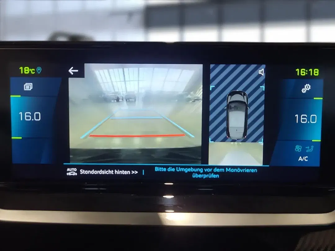 Peugeot 208 GT - Thumbnail 9