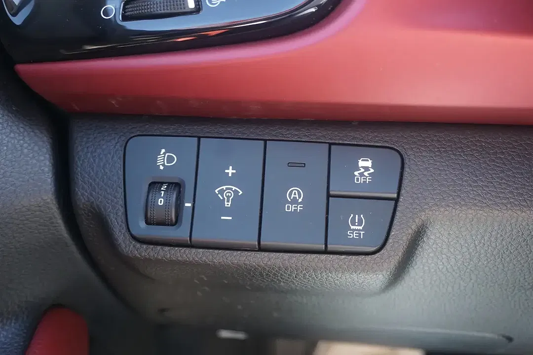 Kia Rio 1.0 MHEV Platinum Edition - Thumbnail 16