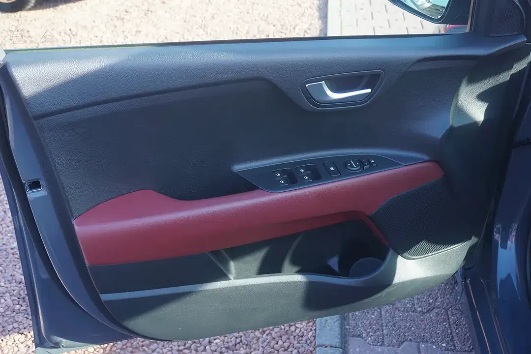 Kia Rio 1.0 MHEV Platinum Edition - Thumbnail 23