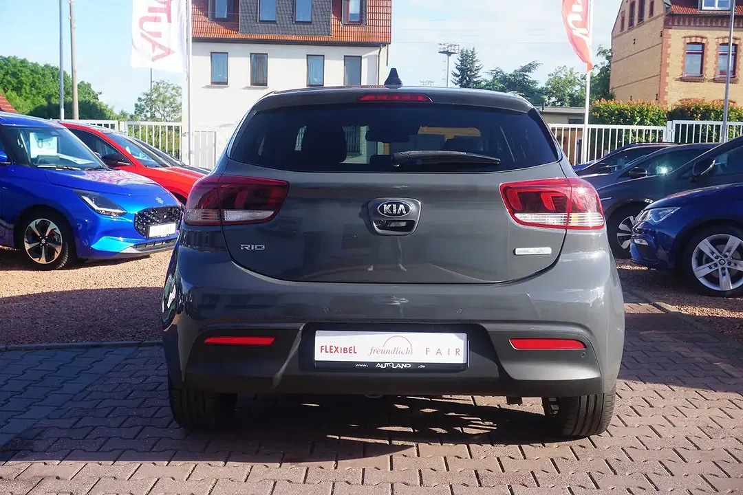 Kia Rio 1.0 MHEV Platinum Edition - Thumbnail 3