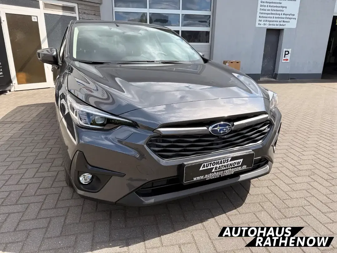 Subaru Impreza 2.0 Platinum - foto 1