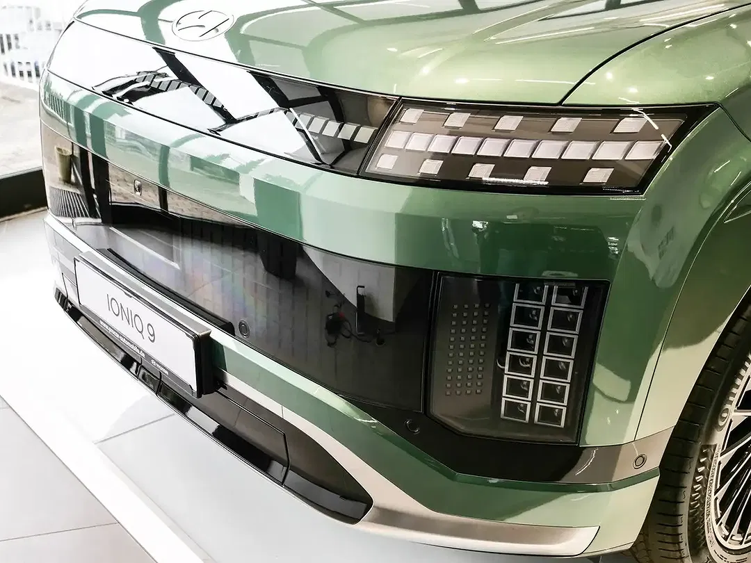 Hyundai IONIQ 9 UNIQ - Thumbnail 3