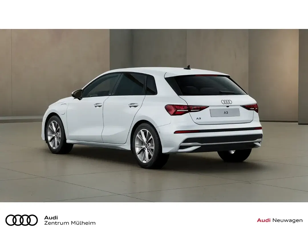 Audi A3 TFSI e S tronic Sportback advanced - foto 2