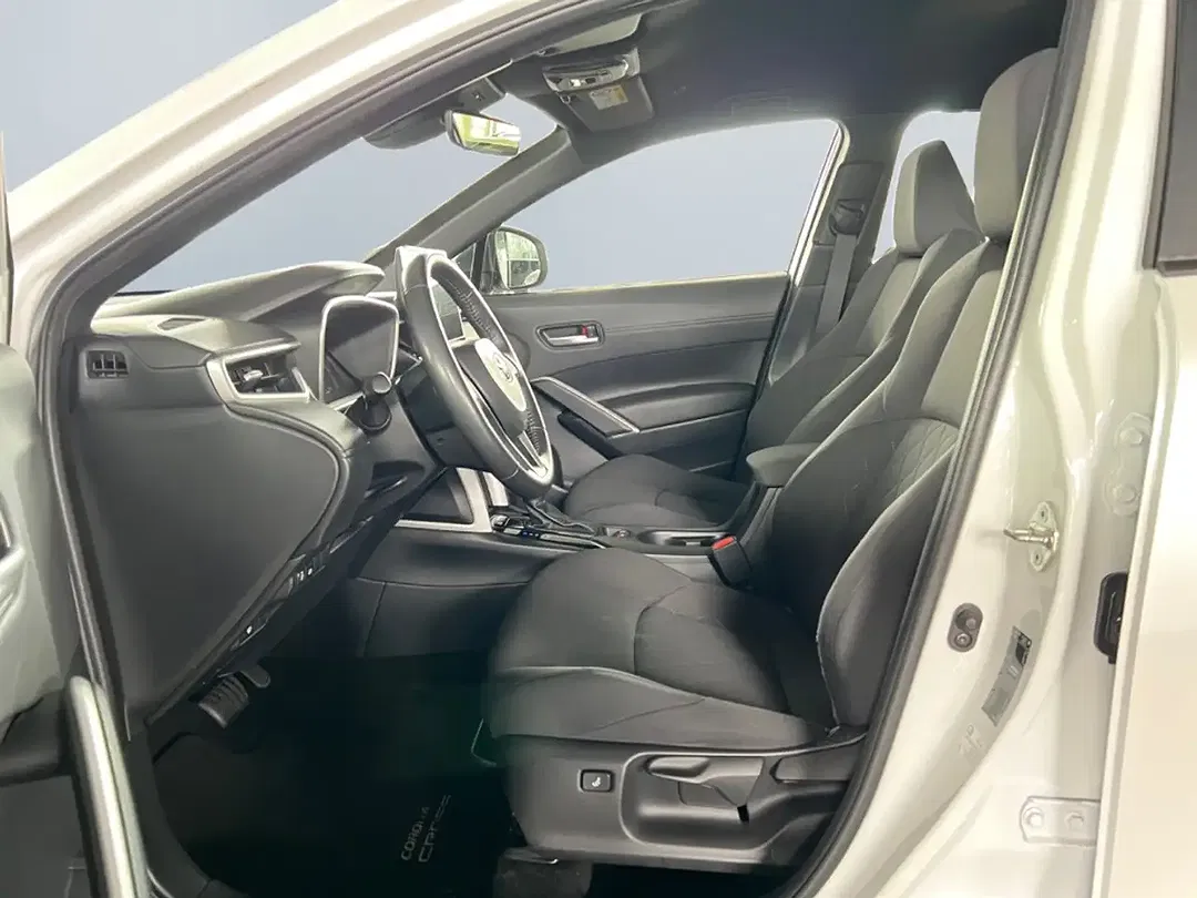 Toyota Corolla Cross Hybrid Team Deutschland - Thumbnail 9