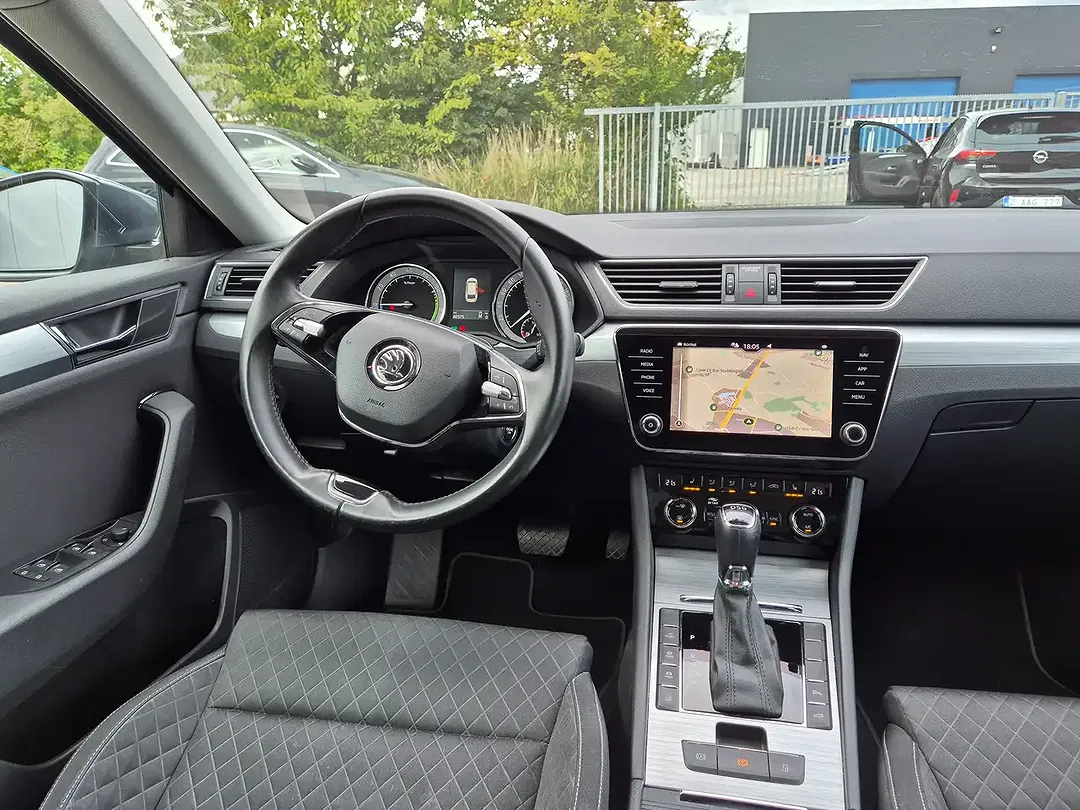 Skoda Superb 1.4 TSI iV PHEV Hybrid - foto 15