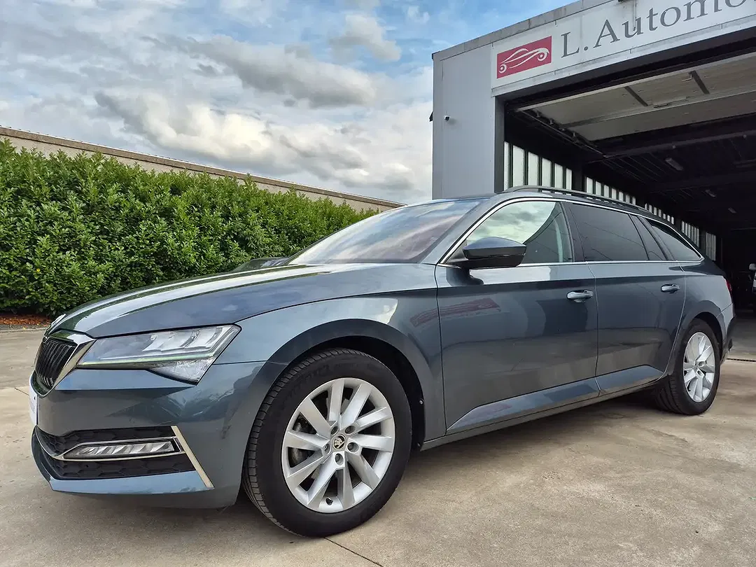 Skoda Superb 1.4 TSI iV PHEV Hybrid - Thumbnail 5