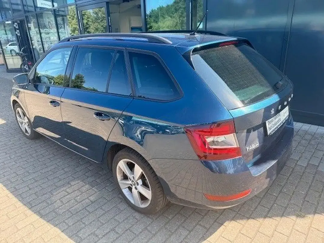 Skoda Fabia Combi Style - Thumbnail 4