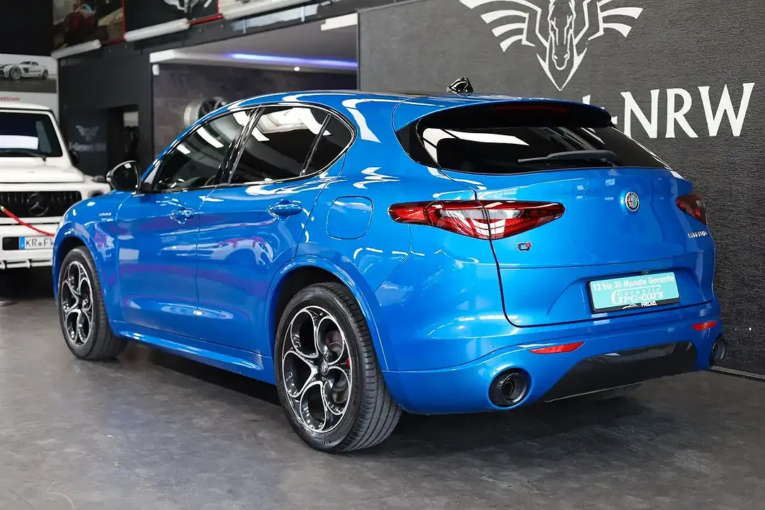 Alfa Romeo Stelvio Q4 Veloce Sport - Thumbnail 11