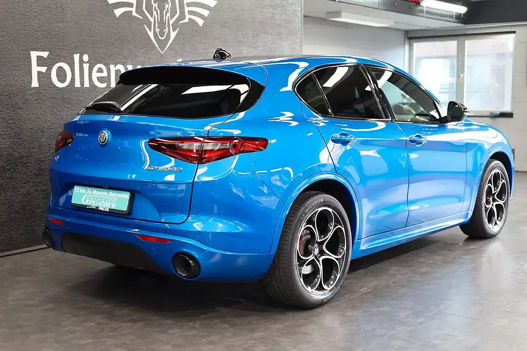 Alfa Romeo Stelvio Q4 Veloce Sport - Thumbnail 5