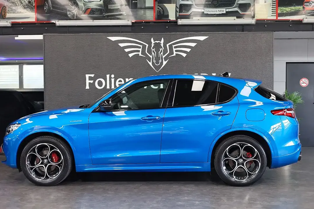 Alfa Romeo Stelvio Q4 Veloce Sport - Thumbnail 9