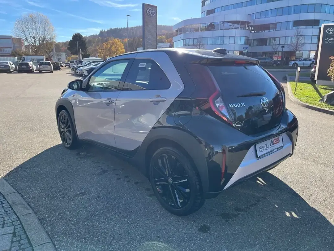 Toyota Aygo X AUT JBL Edition Air - Thumbnail 5