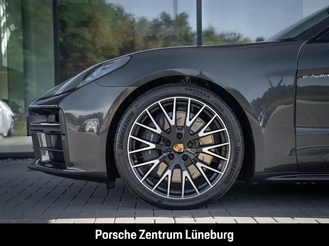 Porsche Panamera E-Hybrid 4 - Thumbnail 11