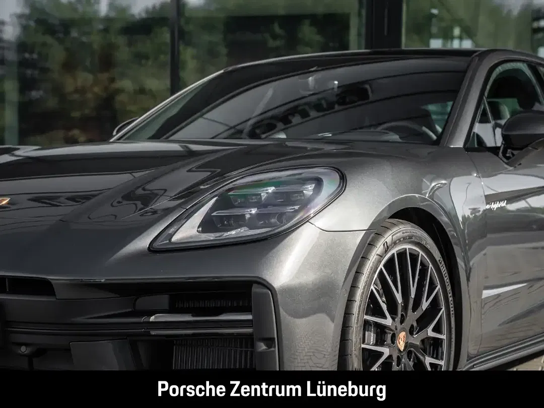 Porsche Panamera E-Hybrid 4 - Thumbnail 9