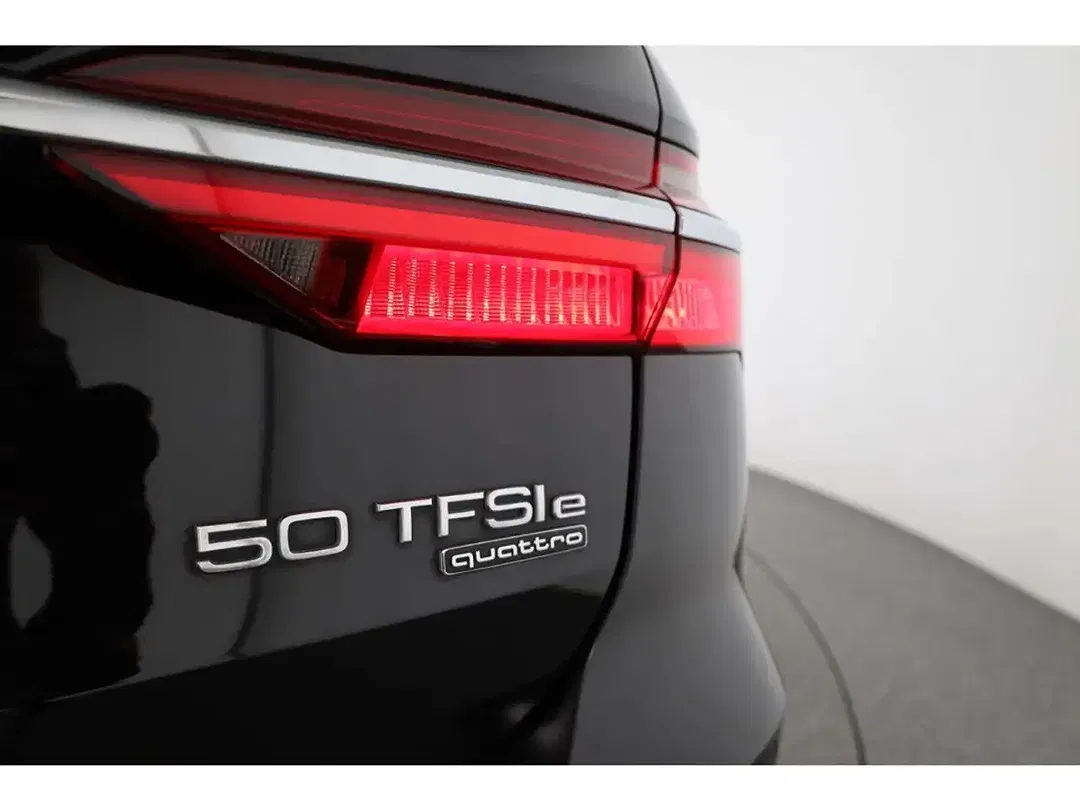 Audi A6 50 TFSI e quattro Avant sport - Thumbnail 18