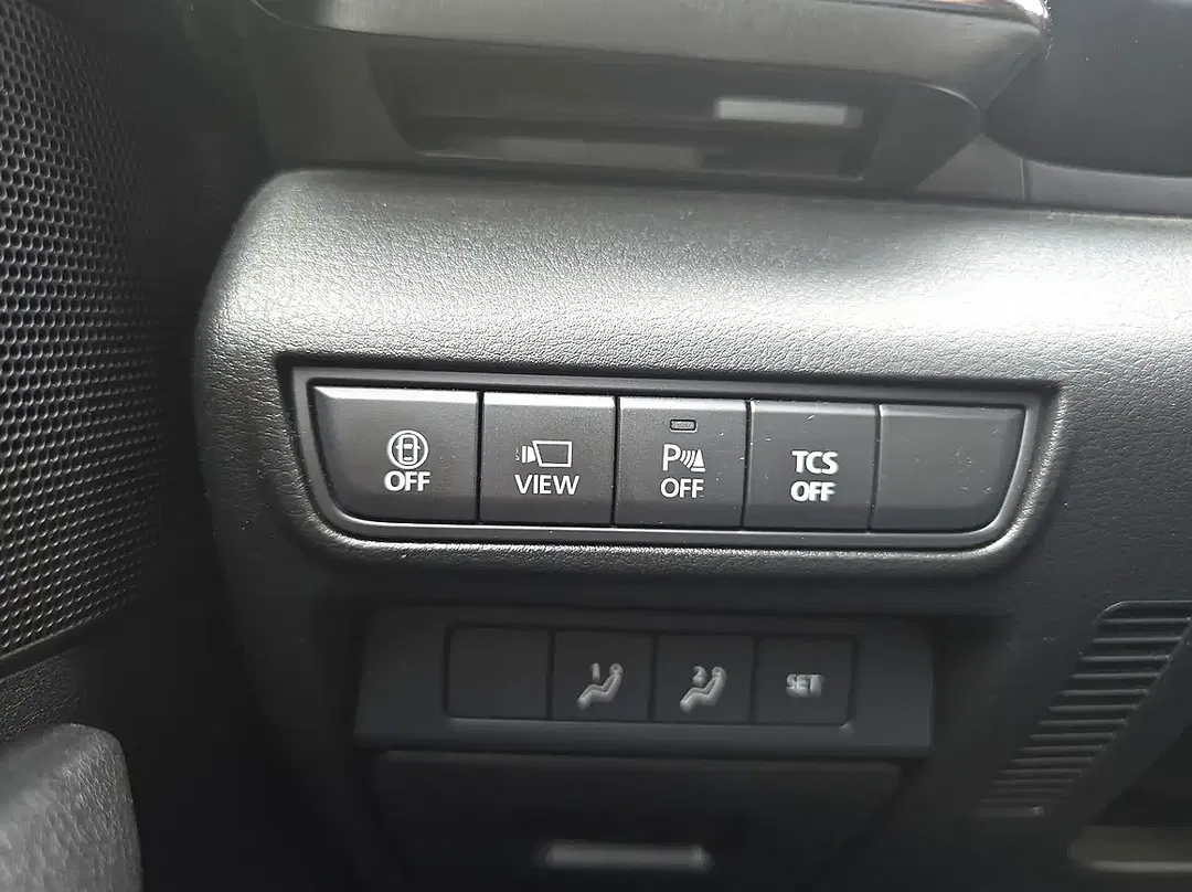 Mazda MX-30 - Thumbnail 17