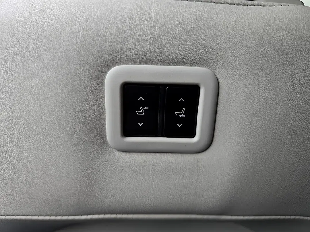 Mazda MX-30 - Thumbnail 19