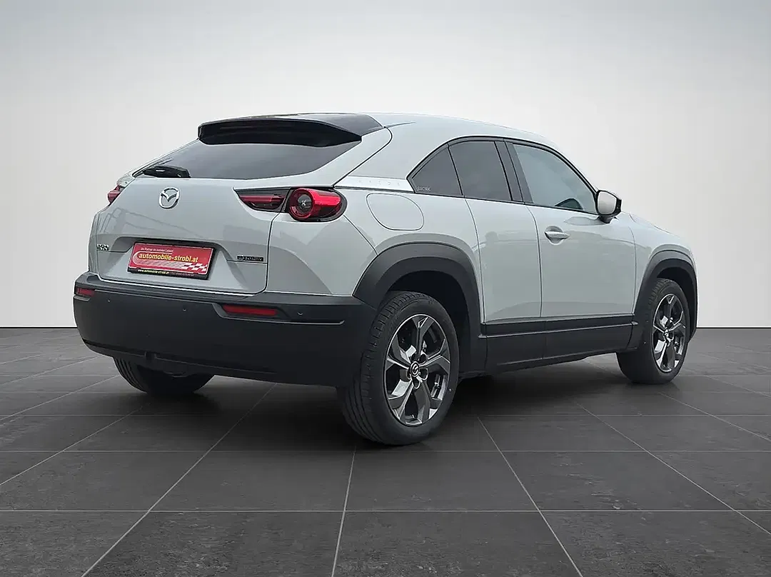 Mazda MX-30 - Thumbnail 4