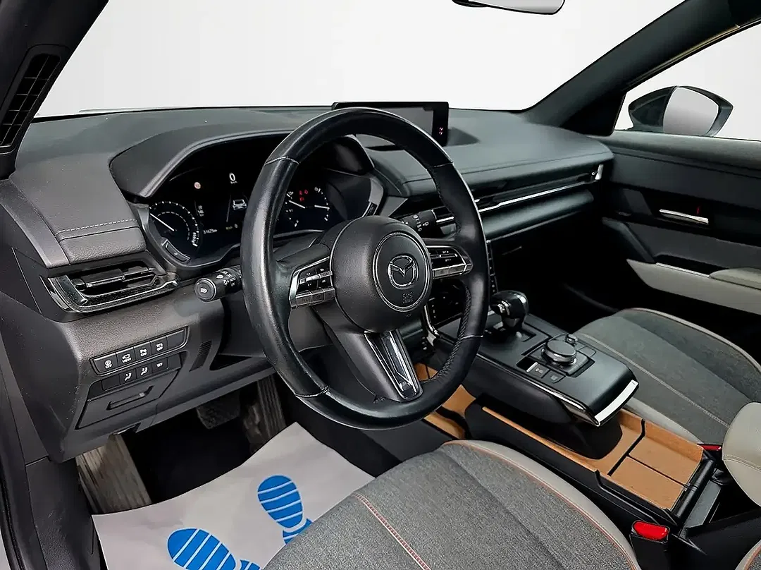 Mazda MX-30 - Thumbnail 8