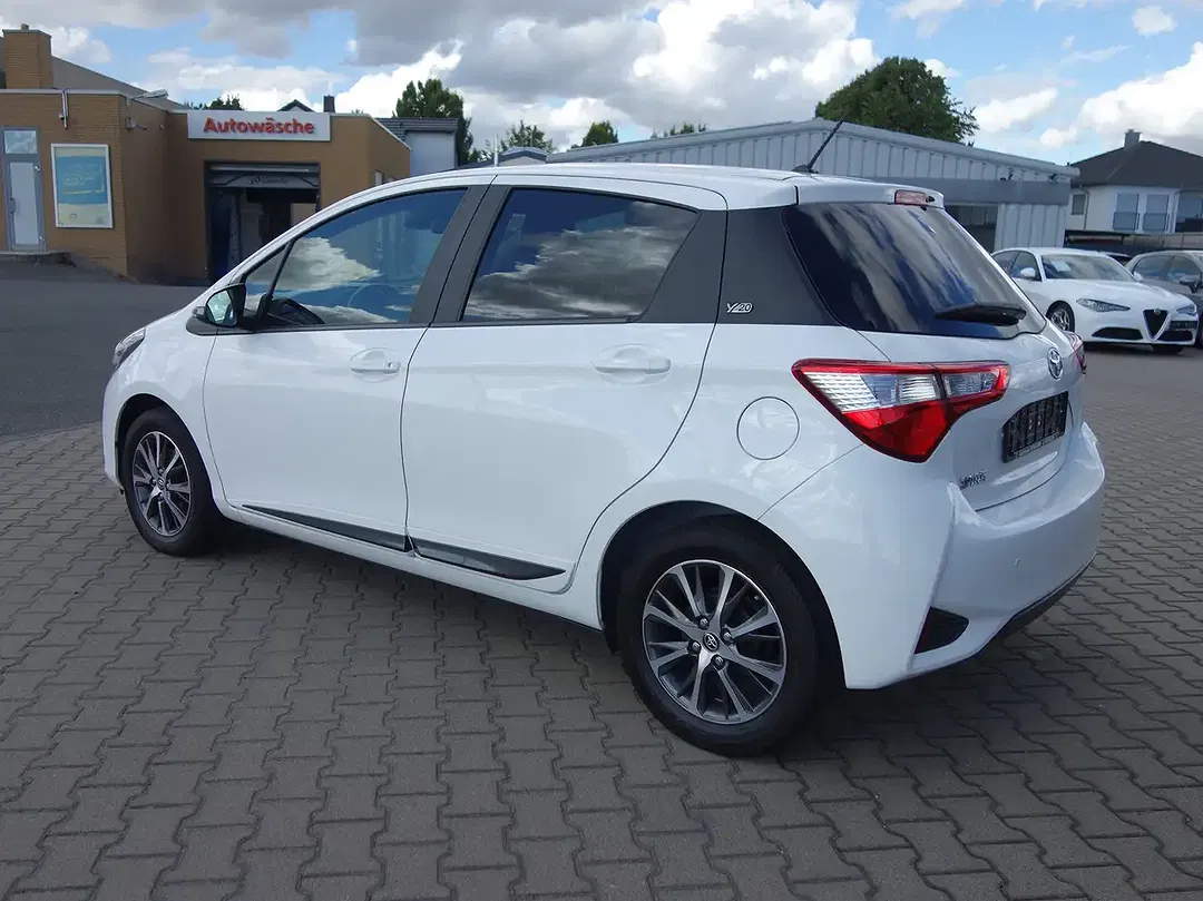 Toyota Yaris Team Deutschland - Thumbnail 4