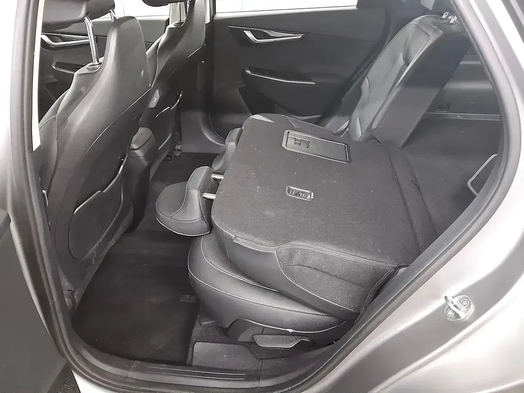 Kia EV6 - Thumbnail 14