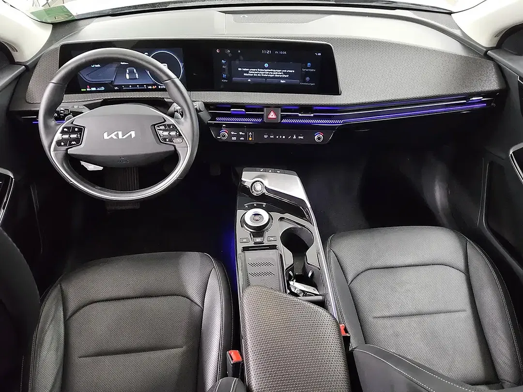 Kia EV6 - Thumbnail 6