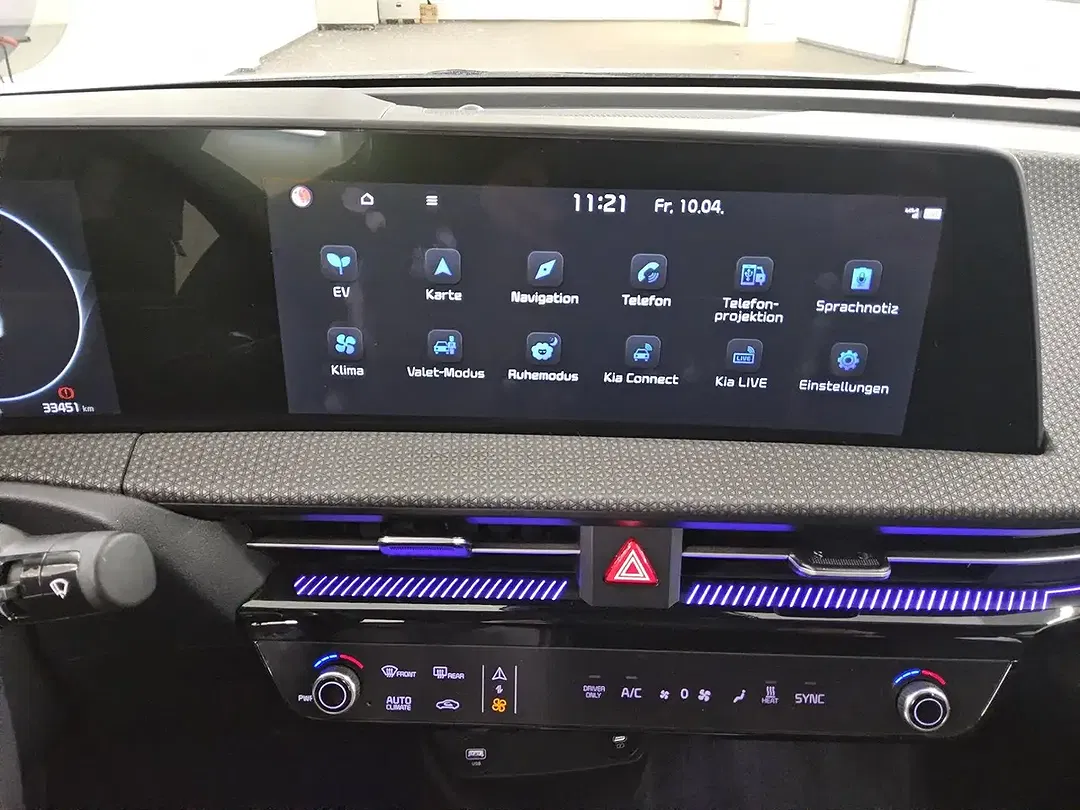 Kia EV6 - Thumbnail 8