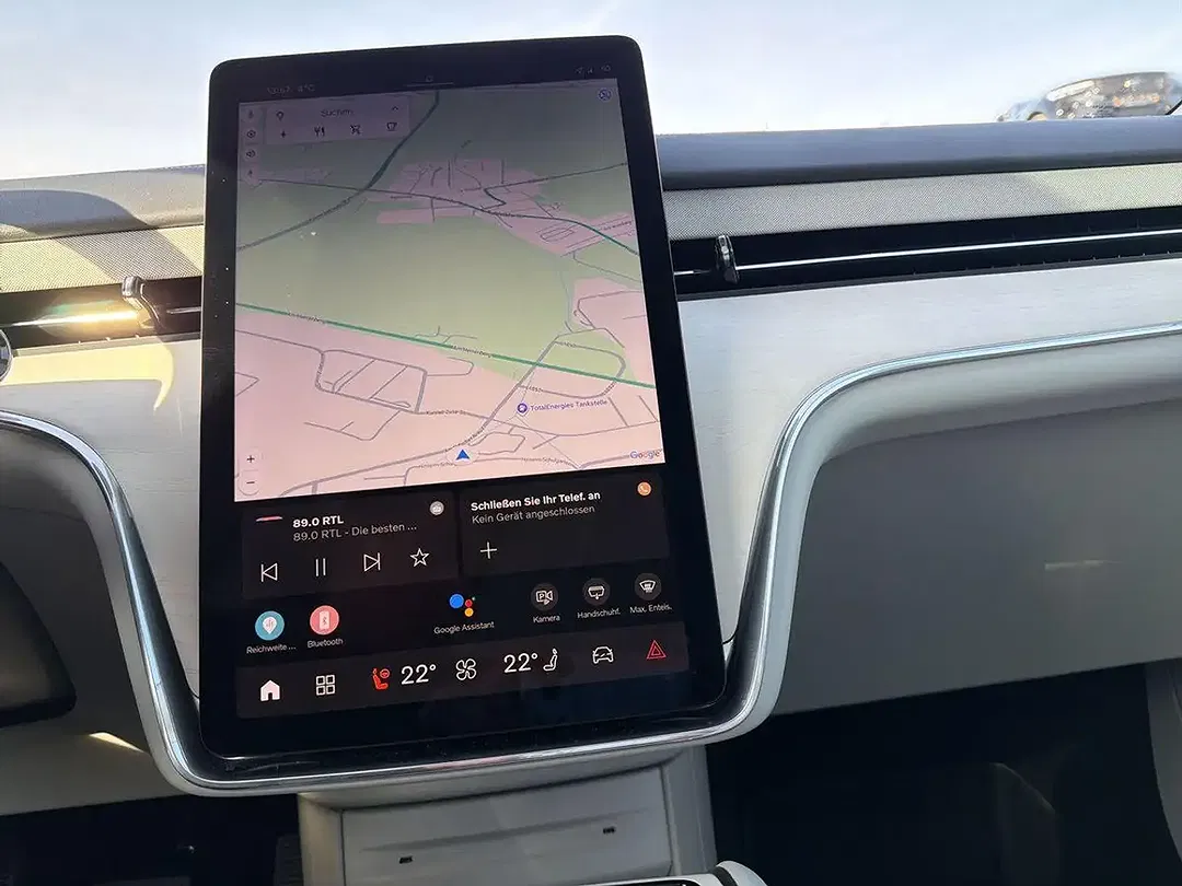 Volvo EX90 EV Single Motor Plus - Thumbnail 13