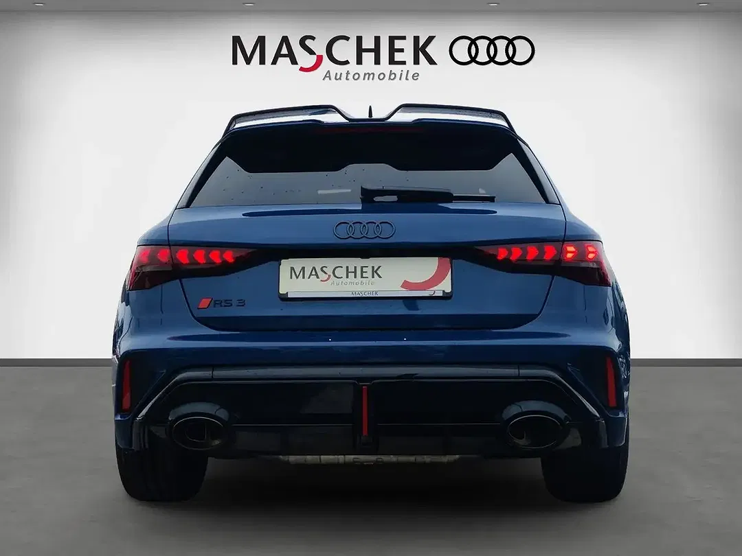 Audi RS3 Sportback - Thumbnail 4