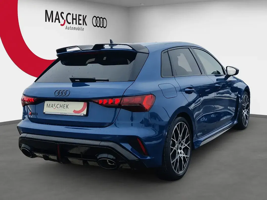 Audi RS3 Sportback - Thumbnail 5