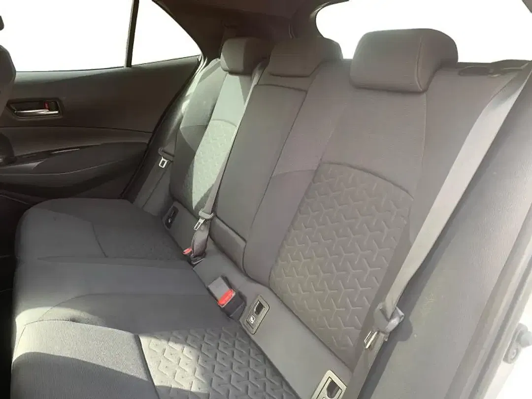 Toyota Corolla - Thumbnail 4