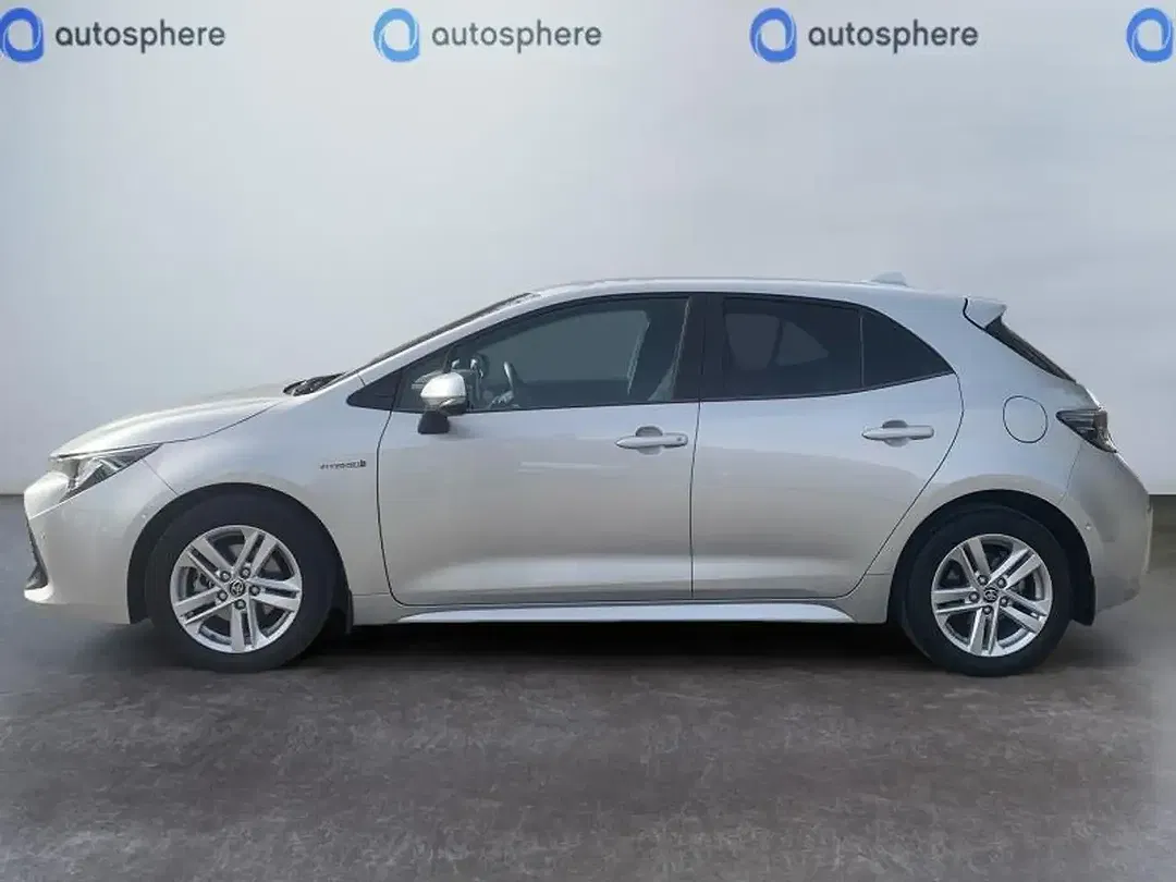 Toyota Corolla - Thumbnail 6