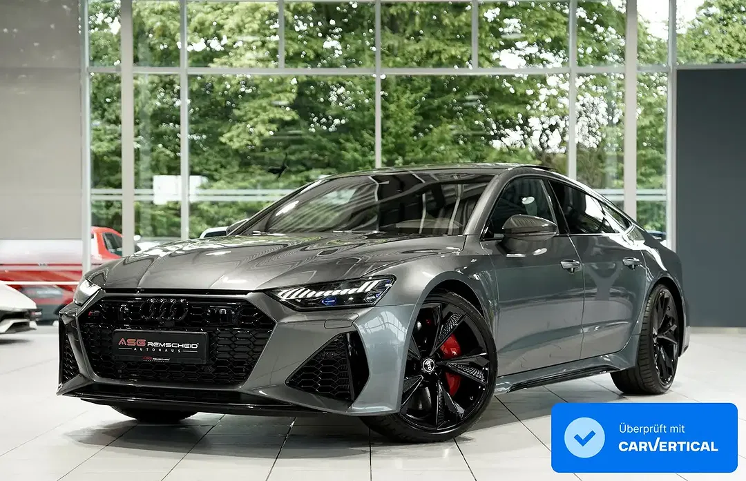 Audi RS7 - foto 1