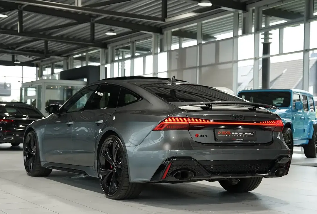Audi RS7 - Thumbnail 9
