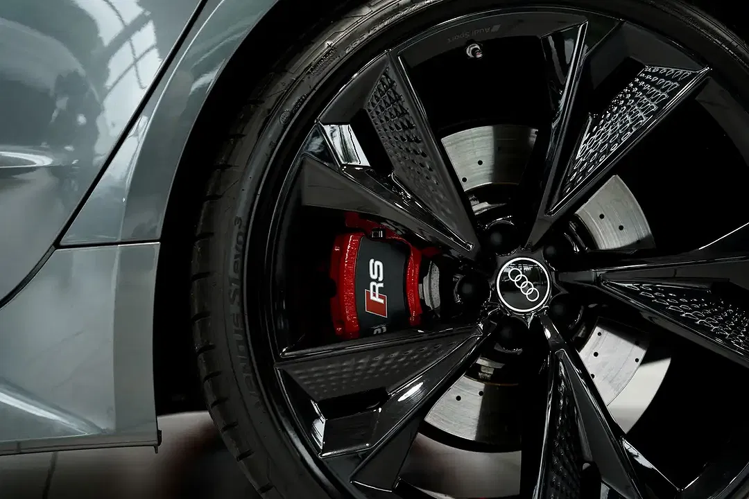 Audi RS7 - Thumbnail 13