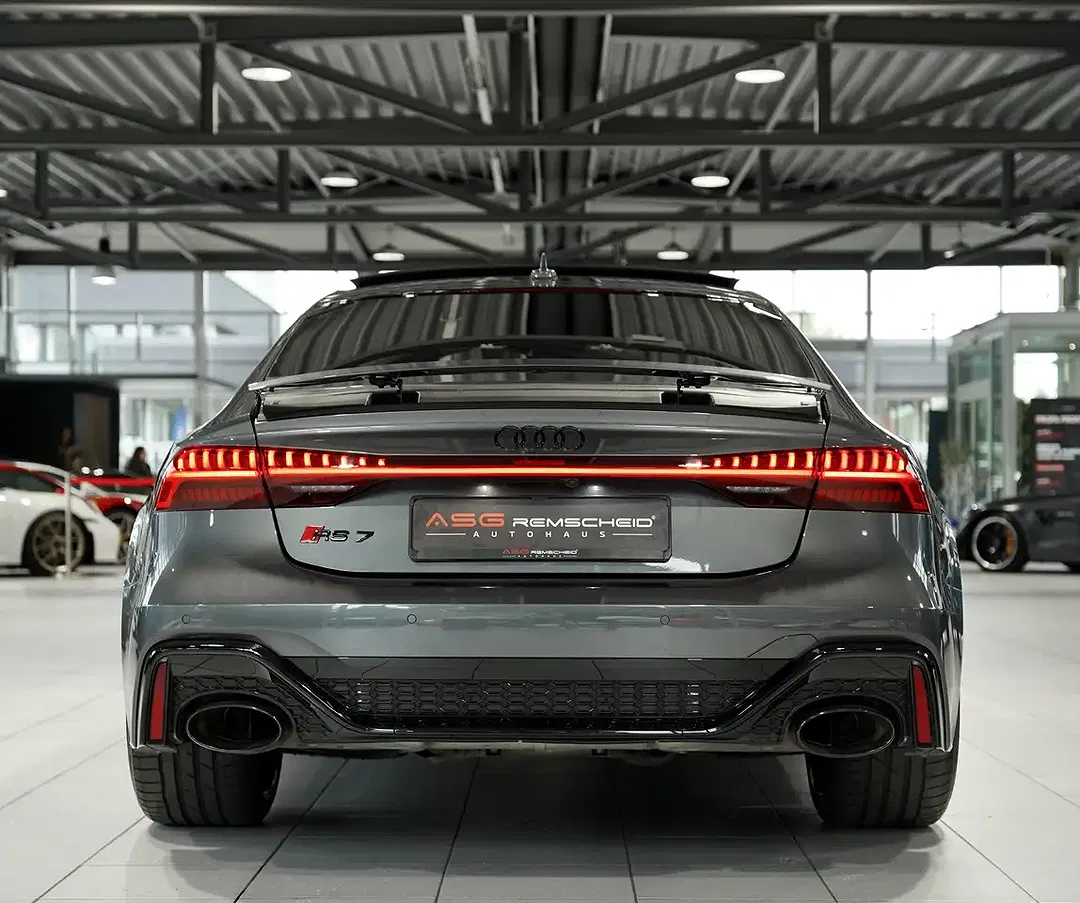 Audi RS7 - Thumbnail 8