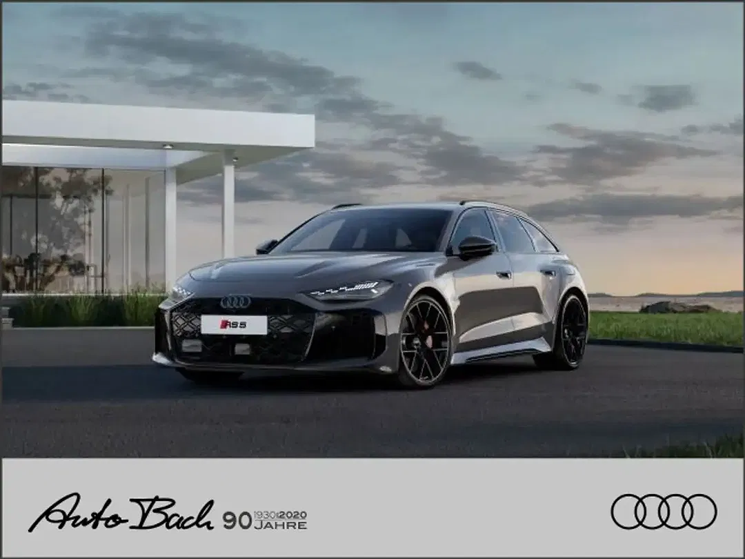 Audi RS5 - foto 1