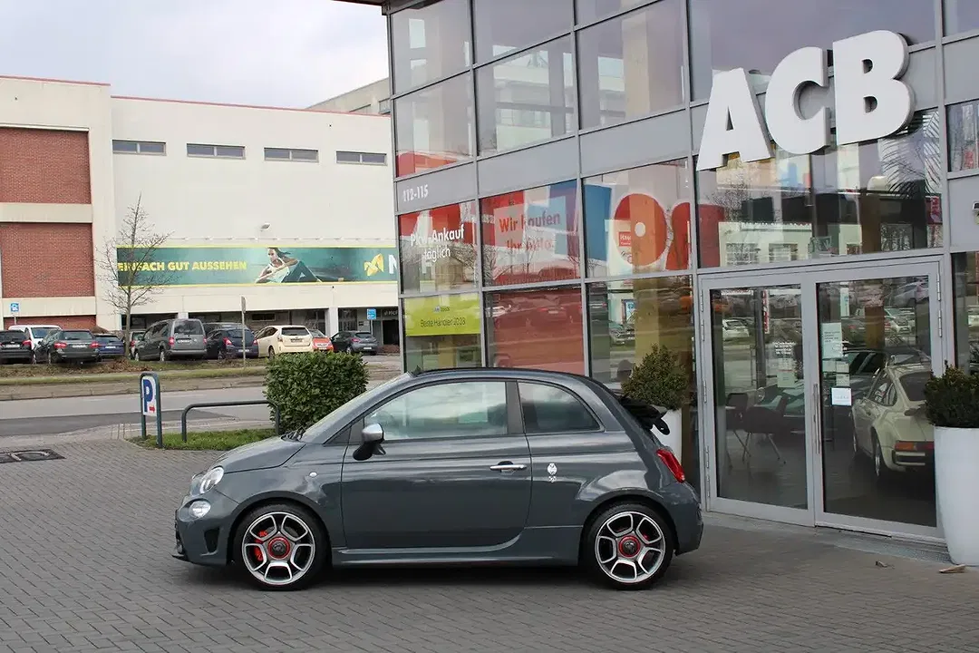 Abarth 595C Turismo - Thumbnail 3