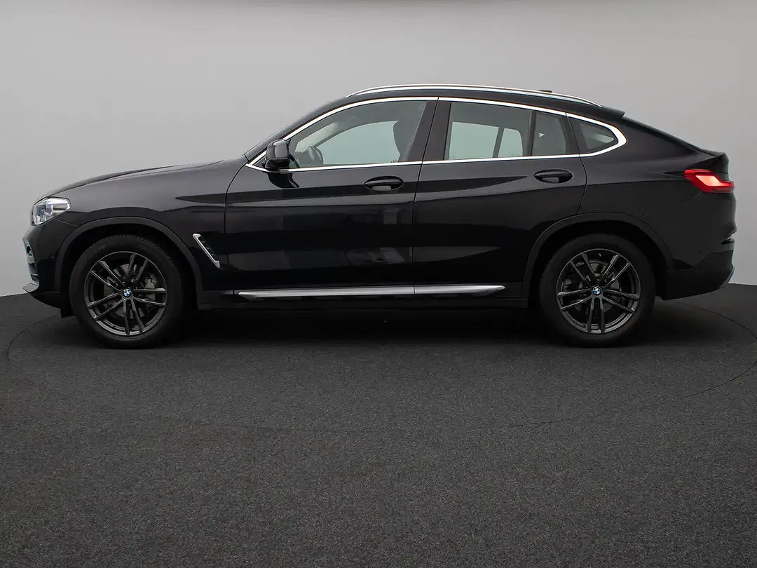 BMW X4 xLine - Thumbnail 10