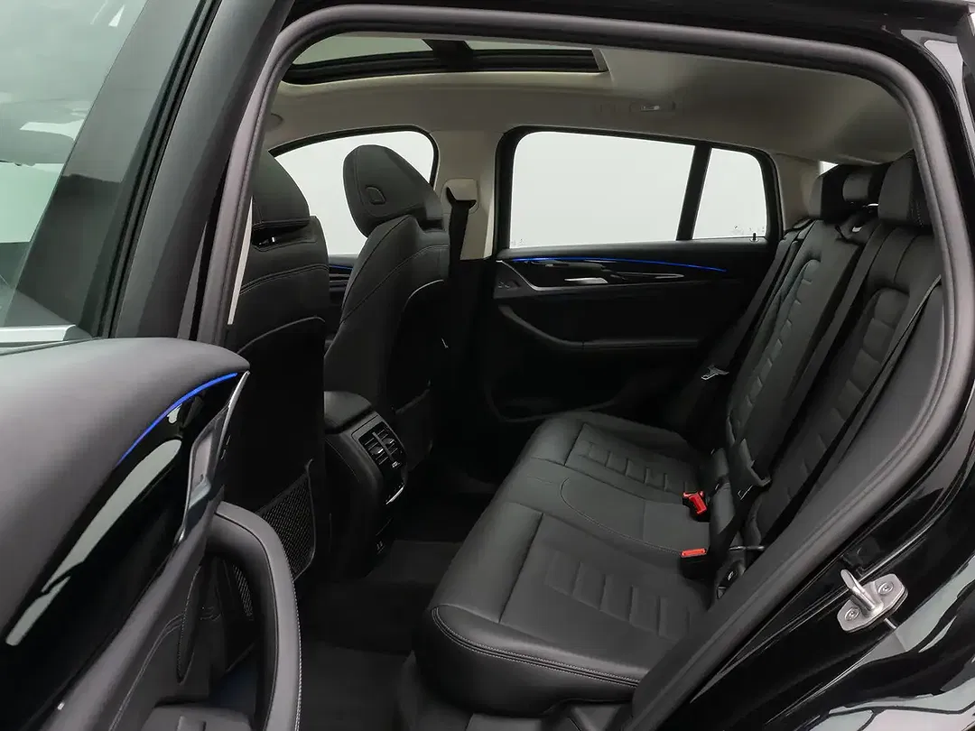BMW X4 xLine - Thumbnail 24