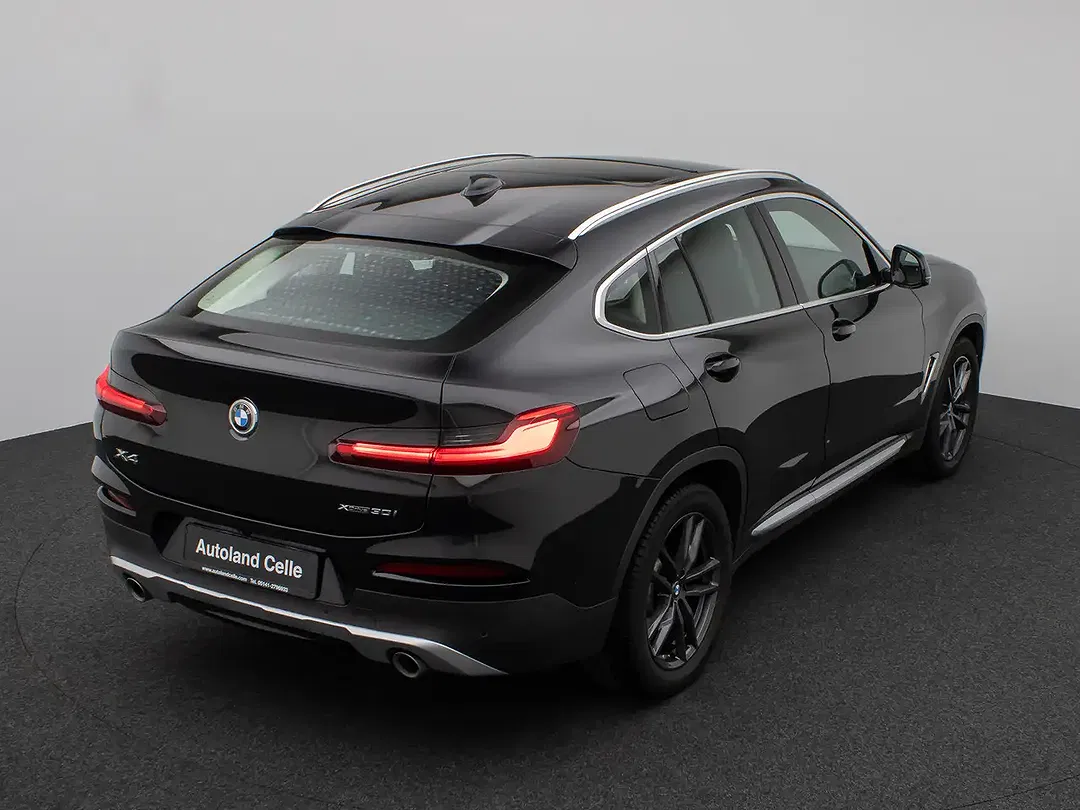 BMW X4 xLine - Thumbnail 6