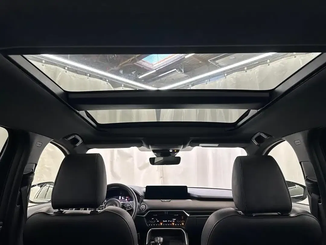 Mazda CX-80 PHEV Homura Plus - Thumbnail 17