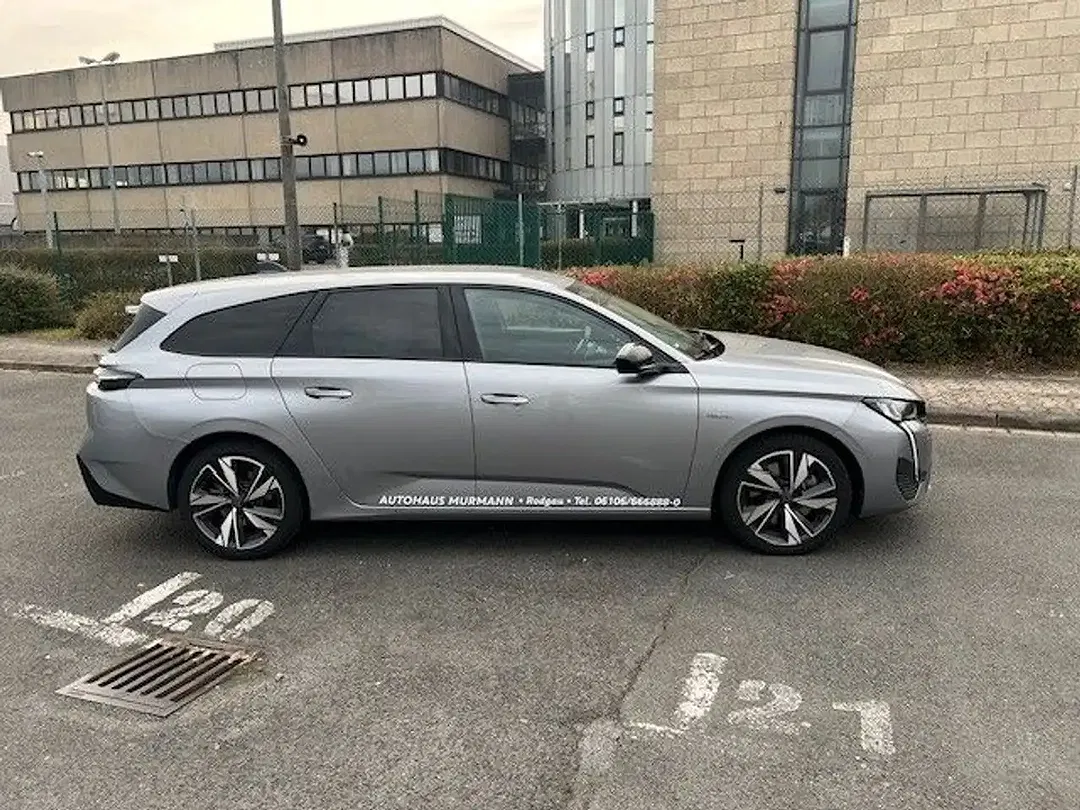 Peugeot 308 180 Hybrid Allure Pack SW - Thumbnail 3
